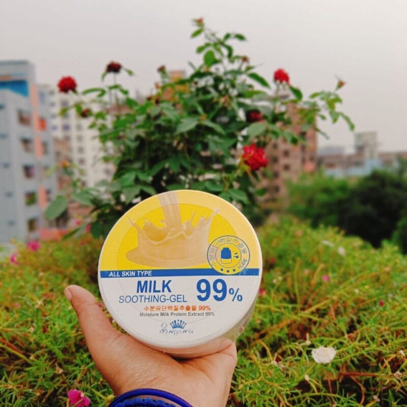 All Skin Type Milk Soothing Gel 99% ত্বককে শান্ত এবং স্নিগ্ধ রাখার জন্য আদর্শ সমাধান